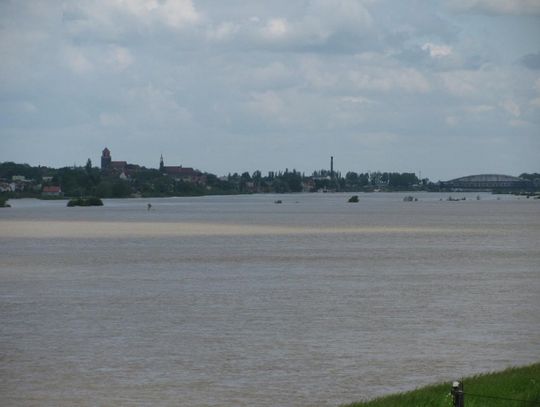 Woda w Wiśle znowu wzrośnie. Koniec alarmu dopiero w czerwcu