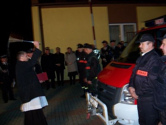 Wóz strażacki za 168 tys. zł. Panie strażakami!