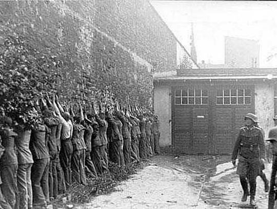 Wrzesień w zakurzonych fotografiach - i nie tylko