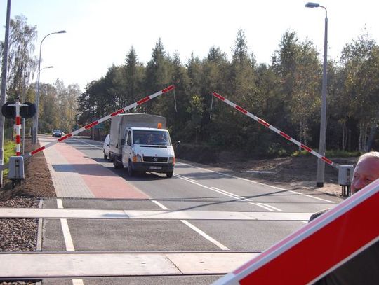 Wstęga przecięta, będą inwestorzy? Oddano ponad 3 km trasy Swarożyn - Godziszewo