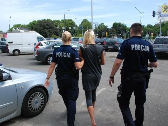 Wykorzystały dobroć i łatwowierność starszej kobiety