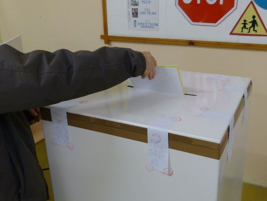 Wyniki i radni w gminach powiatu gdańskiego