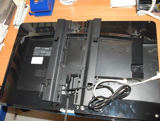 Wyniósł z hotelu telewizor plazmowy