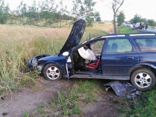 Wypadek na jedynce w Subkowach. Kierowca oddalił się z miejsca zdarzenia