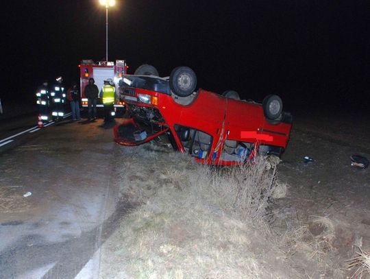 Wypadek na śliskiej jezdni. Zginął 26–letni mężczyzna