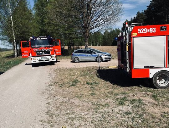 Wypadek w miejscowości Cisowy. Dwie młode kobiety trafiły do szpitala