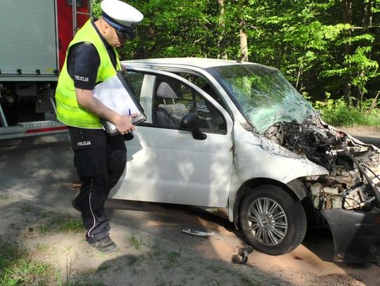 Wypadek w miejscowości Rybaki. Jedna osoba trafiła do szpitala.