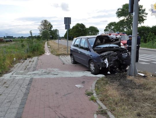Wypadek w Sobieszewie- najechał na osoby stojące przy przejściu dla pieszych