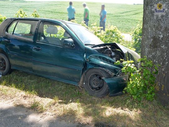 Wypadek w Zielonej Wsi - do szpitala trafiła 15-letnia pasażerka