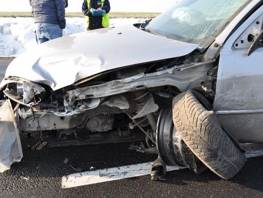 Wyprzedzał "na trzeciego"? Bardzo groźny wypadek w Lignowach Szlacheckich