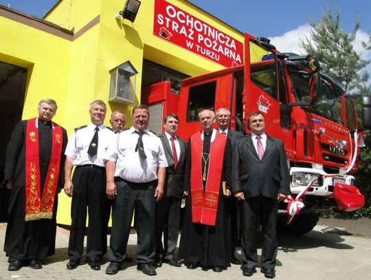 Wyremontowany garaż remizy i nowy wóz strażacki Wyremontowany garaż remizy i nowy wóz strażacki