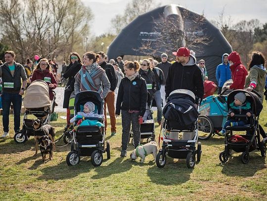 Wyścig wózków przy Stadionie Energa Gdańsk