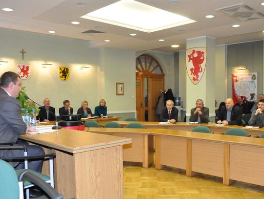 Wysokie zadłużenie i poważne inwestycje