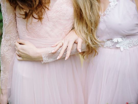 Wyszukane piękno w przystępnej cenie - tanie suknie ślubne dla wymagających