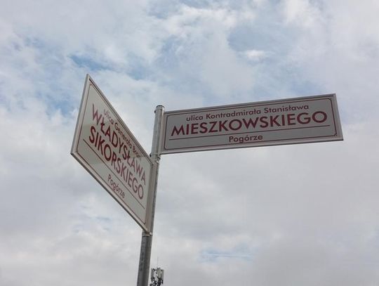 Z gdyńskich ulic znikają komunistyczni patroni