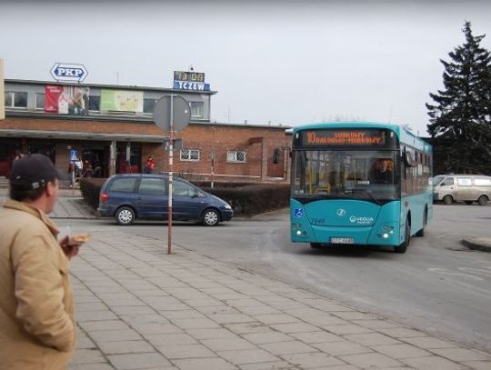 Z pociągu do autobusu: „Szybko, bo odjedzie!”