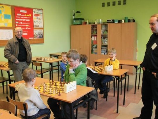 Z szachami od czterdziestu lat!