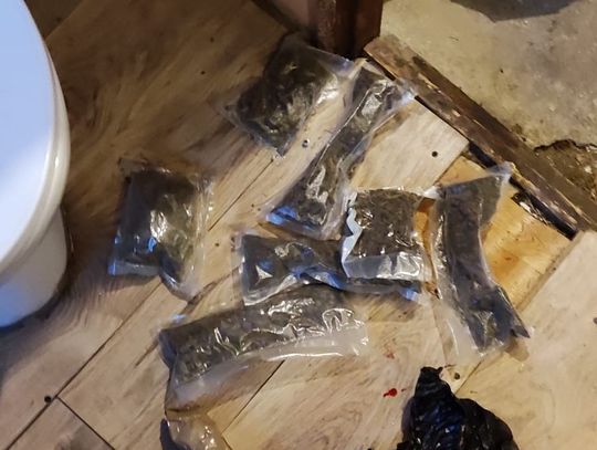 Za posiadanie narkotyków w dużej ilości trafili do aresztu