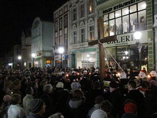 Za Znakiem Zwycięstwa:  abyśmy nie upadli przygniecieni ciężarem naszych win 