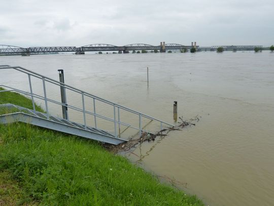 Zagrożenie minęło. Poziom Wisły opada