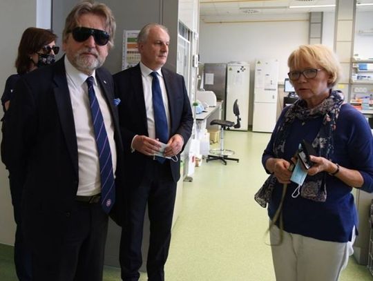Zakład Szczepionek. Wizyta ministra i wojewody 
