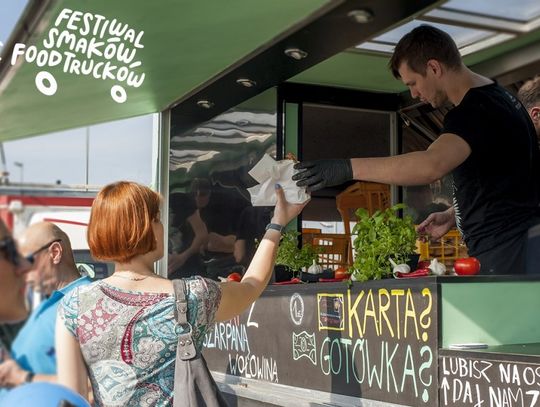 Zakończenie sezonu z food truckami w Trójmieście, czyli jesienna edycja Festiwalu Smaków Food Trucków. 
