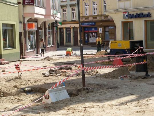 Zakorkowane i rozkopane miasto - zdenerwowani mieszkańcy