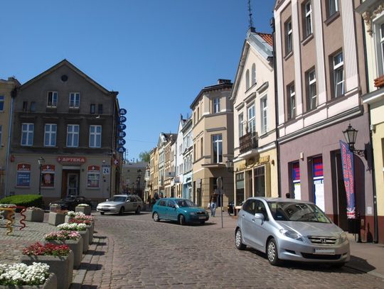 Zapadnięte kocie łby na pl. Hallera do poprawy?