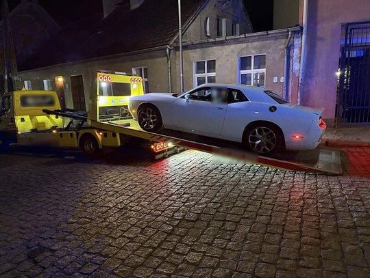 Zatrzymana za jazdę po narkotykach. W aucie miała kokainę i marihuanę