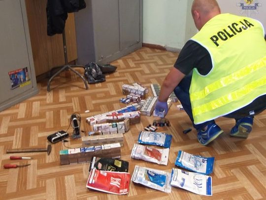 Zatrzymani za włamanie do kiosku