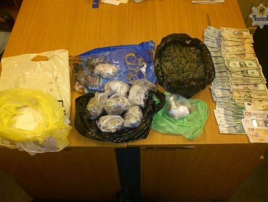 Zatrzymano 6 osób z narkotykiami