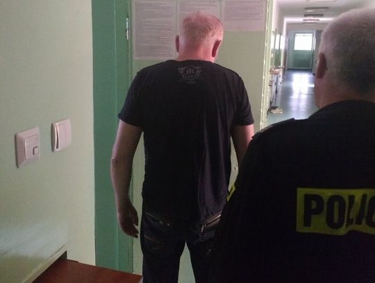 Zatrzymano osoby oszukujące na tzw. „banknot”