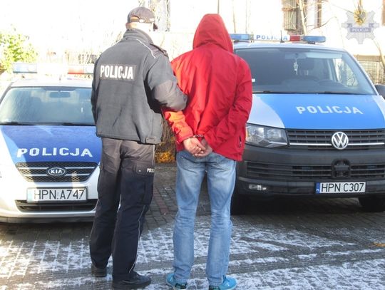 Zatrzymano sprawcę napadu na stację benzynową w Straszynie.