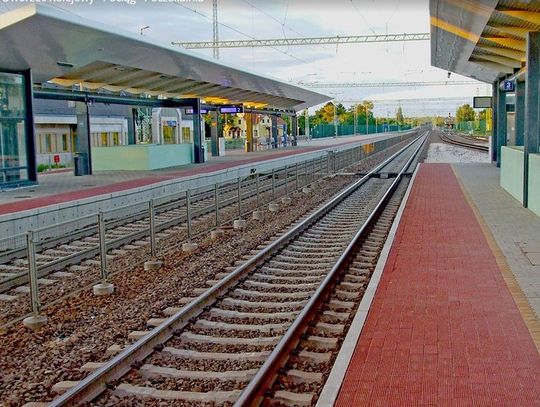 Zatrzymany mężczyzna, podejrzany o włamanie do biletomatu.