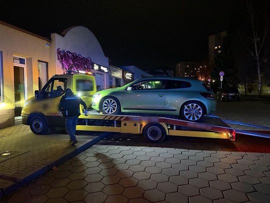 Zatrzymany po marihuanie. Policjanci podejrzewają, że 37-latek prowadził pod wpływem narkotyków