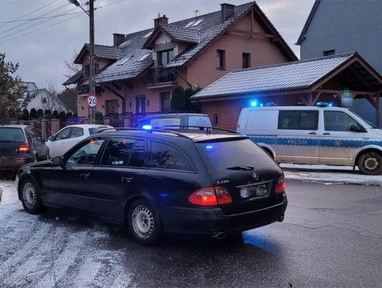 Zatrzymany z powodu narkotyków i braku prawa jazdy