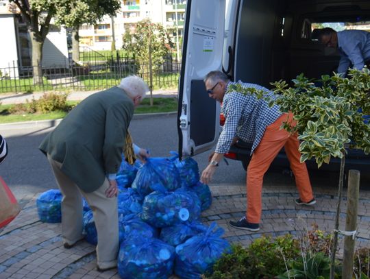 Zbierali nakrętki, by pomóc 22-letniej Ewie z Tczewa