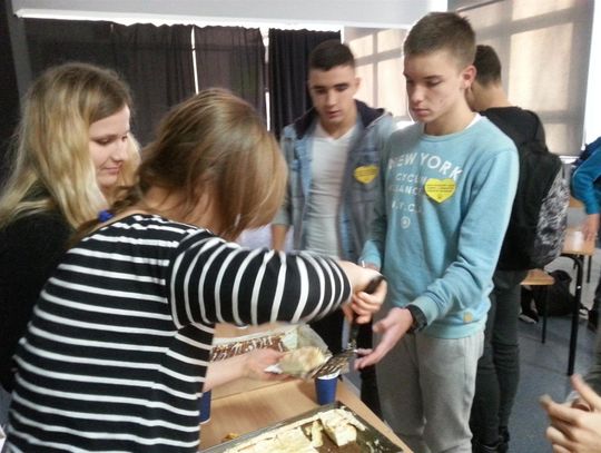 Zbiórka pieniędzy na rzecz Fundacji "Nadzieja"