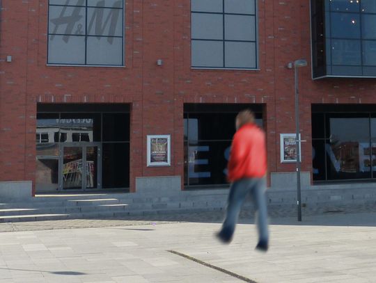 Zboczeniec grasuje koło Galerii!