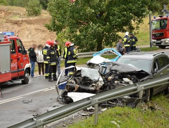 Zderzenie czterech samochodów - jedna ofiara śmiertelelna