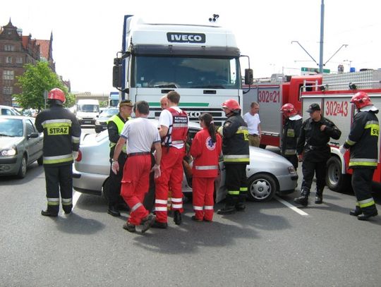 Zderzenie tira z seatem 