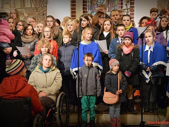 ZDJĘCIA: 20 lat minęło. Wyjątkowy jubileusz zespołu „Caritas”