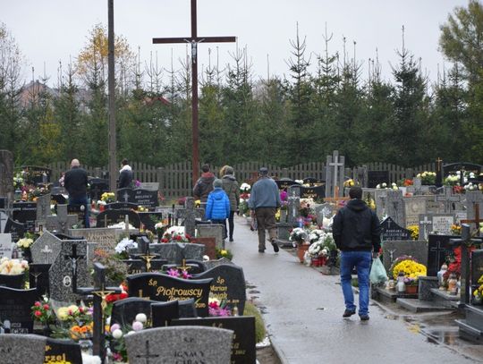 ZDJĘCIA: Dzień zadumy i modlitwy. Dziś Wszystkich Świętych