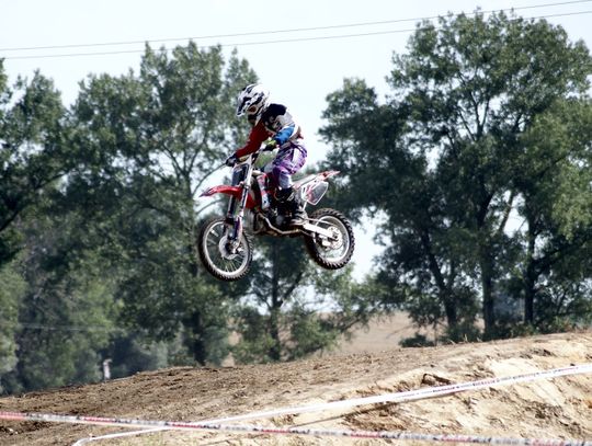 (ZDJĘCIA) Kurz, wysokie loty i świetna zabawa na motocrossie w Rajkowach!