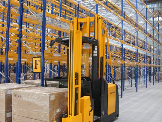 (ZDJĘCIA) Nowy magazyn Flexa już działa! Ponad 1700 m regałów