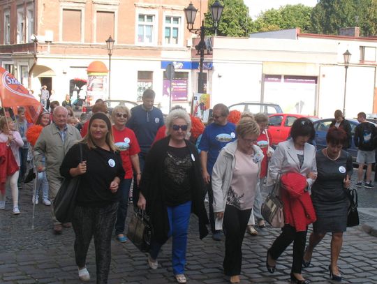 (ZDJĘCIA) Ok. 200 tczewian wzięło udział w marszu tolerancji &quot;Tacy sami&quot;