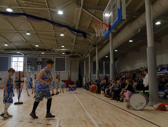 (ZDJĘCIA) Otwarcie Hali Sportowej w Pelplinie