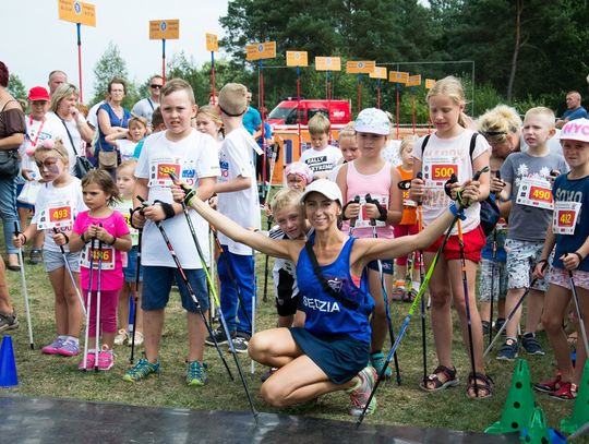 (ZDJĘCIA) Potęgowo gościło setki uczestników Pucharu Polski Nordic Walking