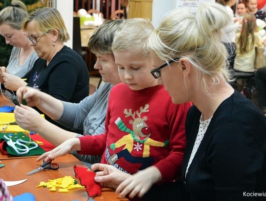 ZDJĘCIA: Rodzinne tworzenie Bożonarodzeniowe w ODK