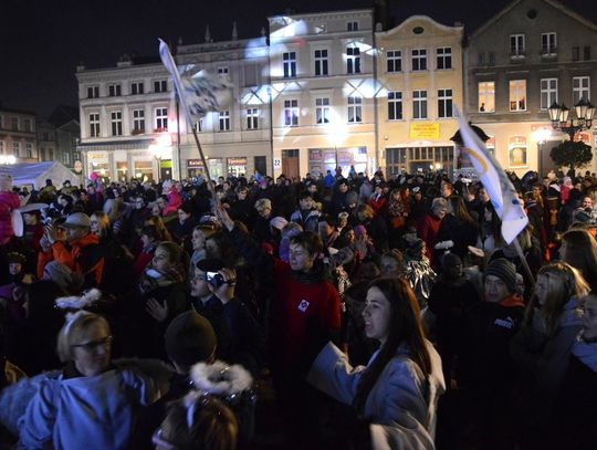 (ZDJĘCIA) Tłumy tczewian na Balu Wszystkich Świętych!